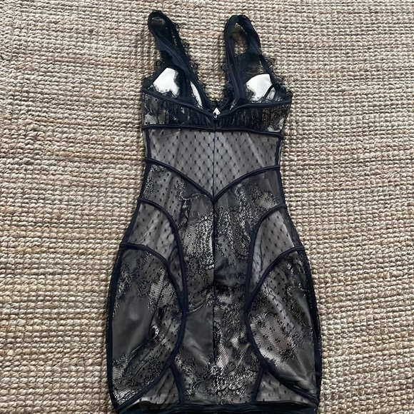 Black lace Bebe fitted dress with nude slip attached size XS. - Picture 3 of 5